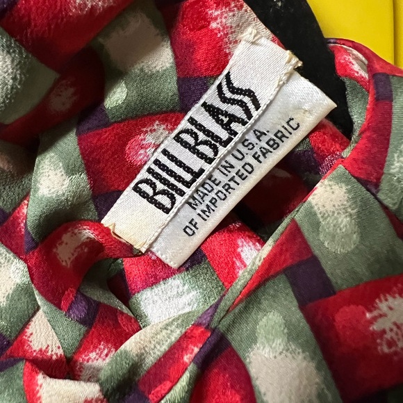 VTG 80s Bill Blass Silk Strong Shoulder Top Red Green Woven Print Knit Hem Cuffs - Picture 11 of 12